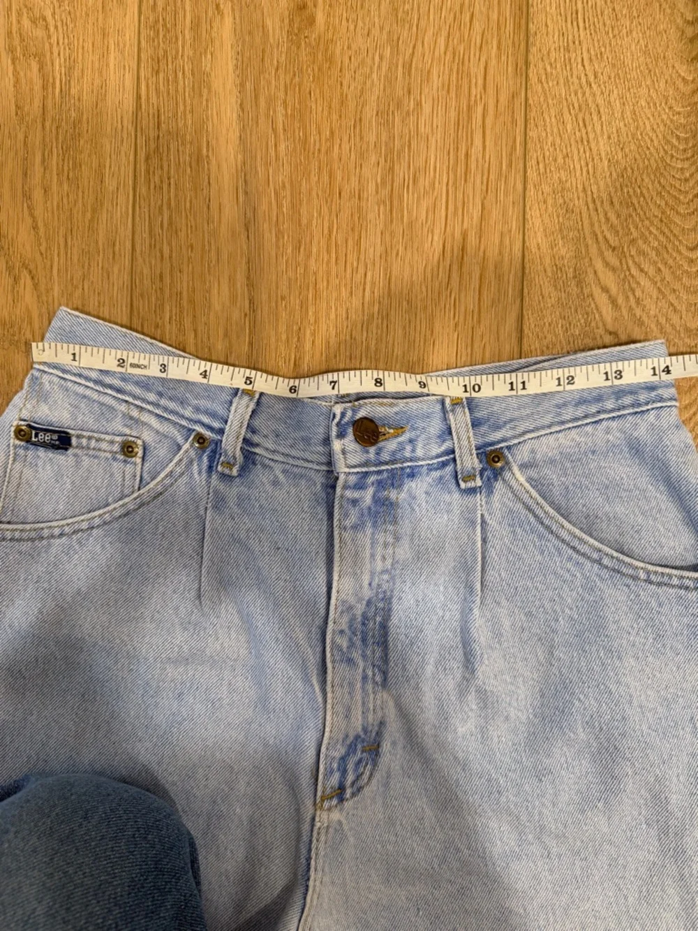 Lee Vintage Light Blue High-Rise Denim Jean Shorts Women’s size 29 - Picture 6 of 9